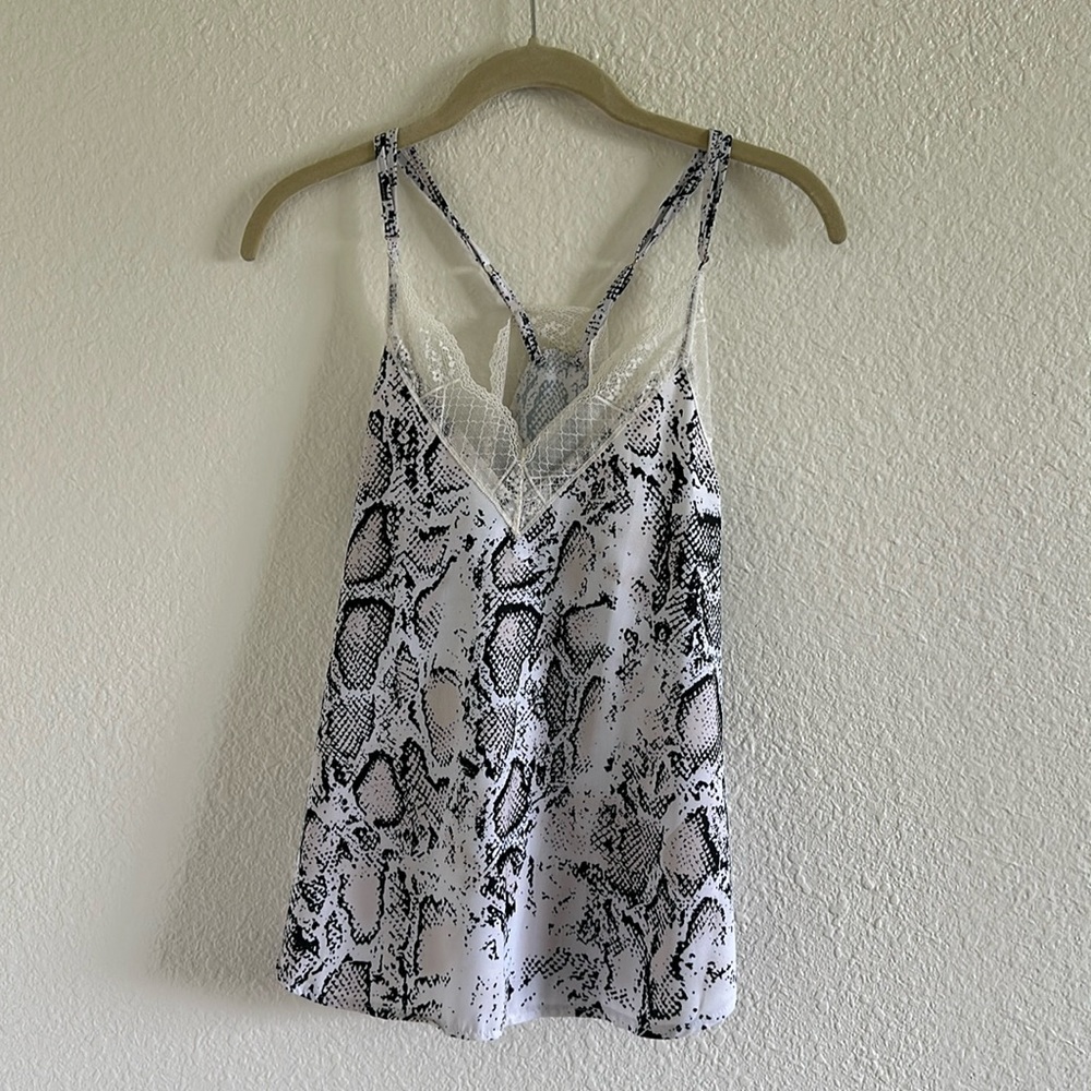 Women’s silky lace racer back tank top